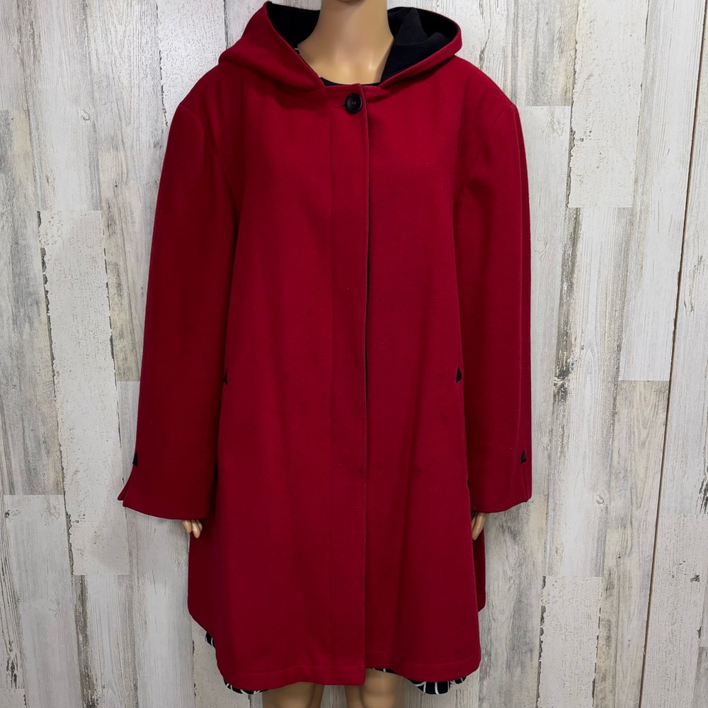 Apostrophe Red Hooded‎ Cape Coat